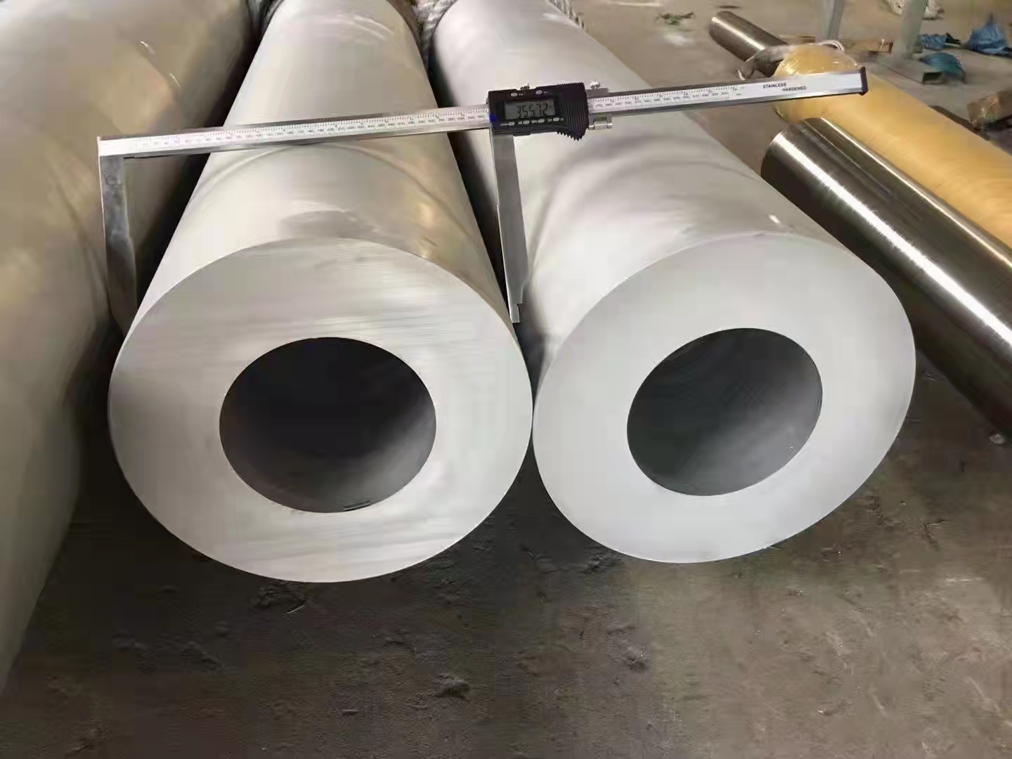 304不銹鋼無(wú)縫管